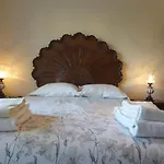View Camelias House By Sixtyfive Boutique Ericeira