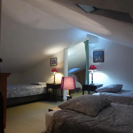 View Camelias House By Sixtyfive Boutique Casa vacanze
