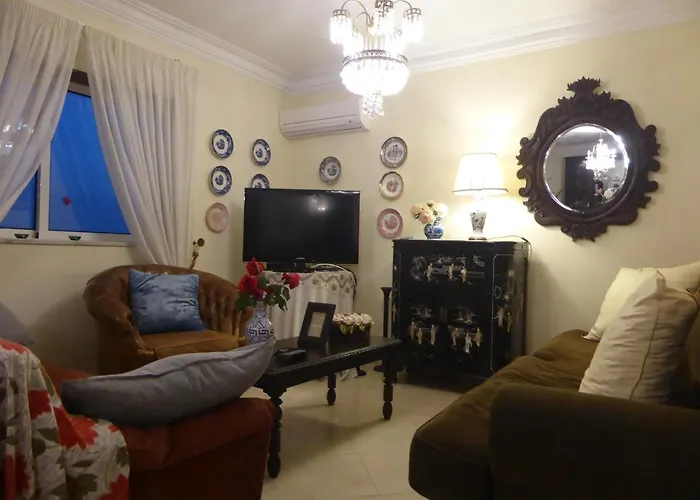 View Camelias House By Sixtyfive Boutique * אריסרייה